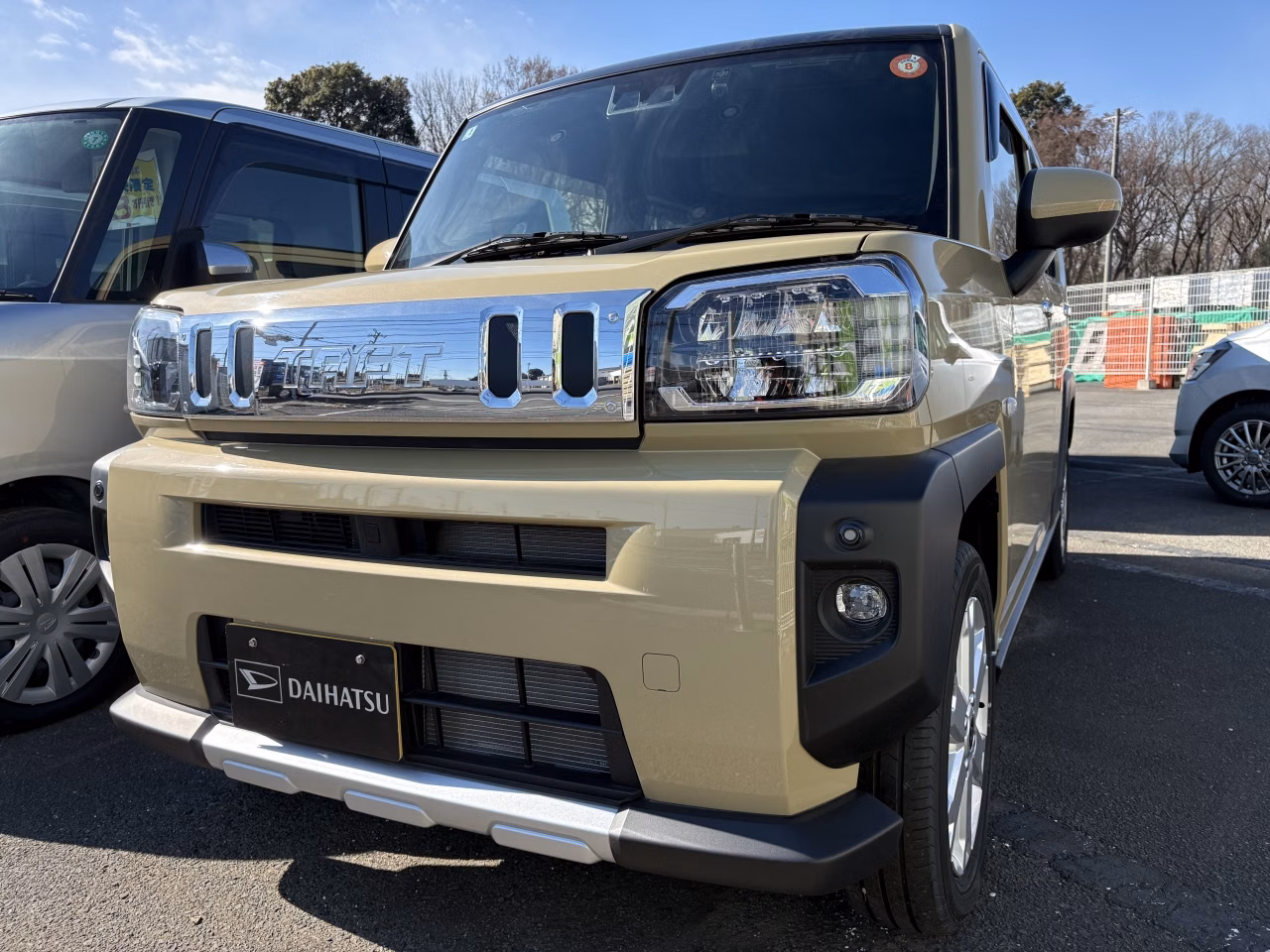 DAIHATSU TAFT