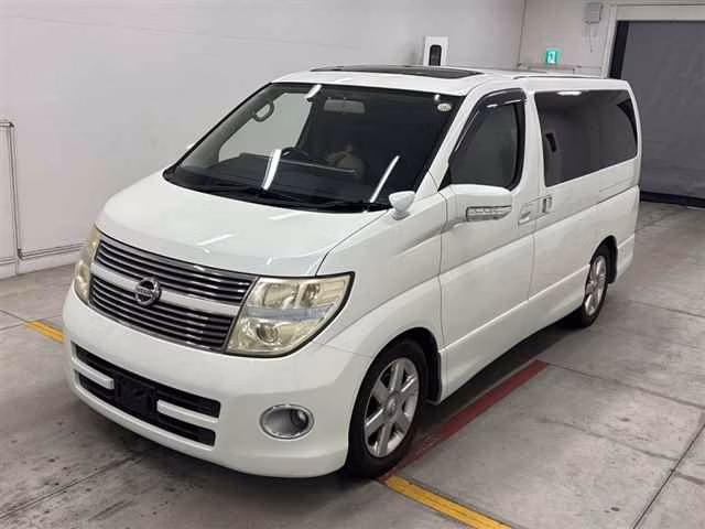 NISSAN ELGRAND