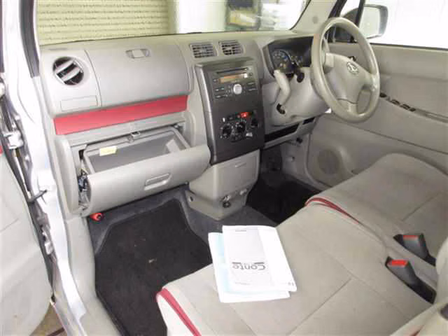 DAIHATSU MOVE CONTE