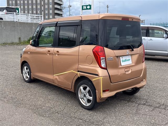 MITSUBISHI EK SPACE