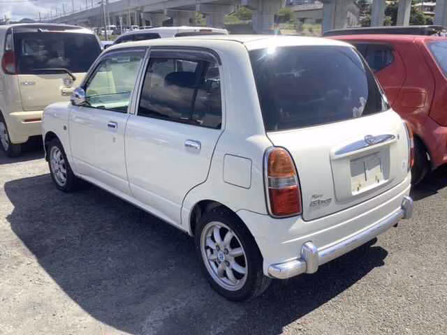 DAIHATSU MIRA GINO