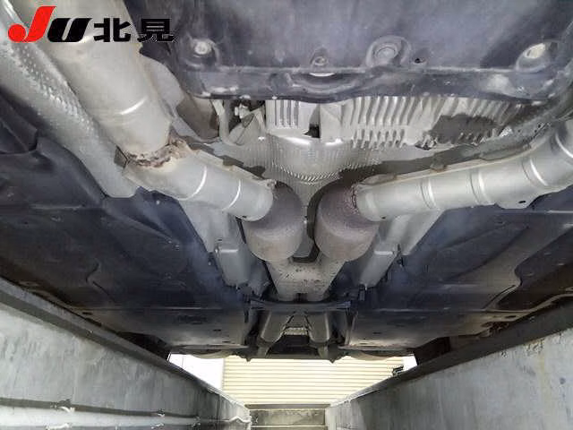 LEXUS LS600H