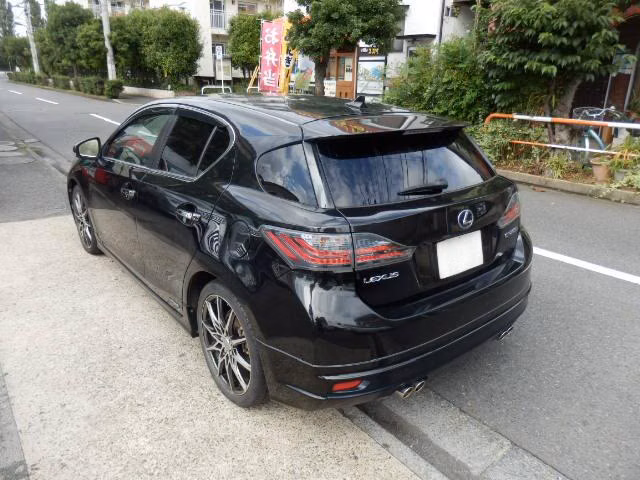 LEXUS CT200H