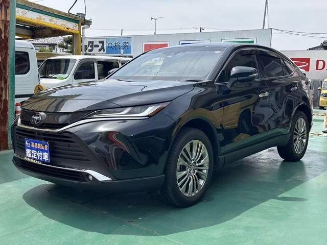TOYOTA HARRIER