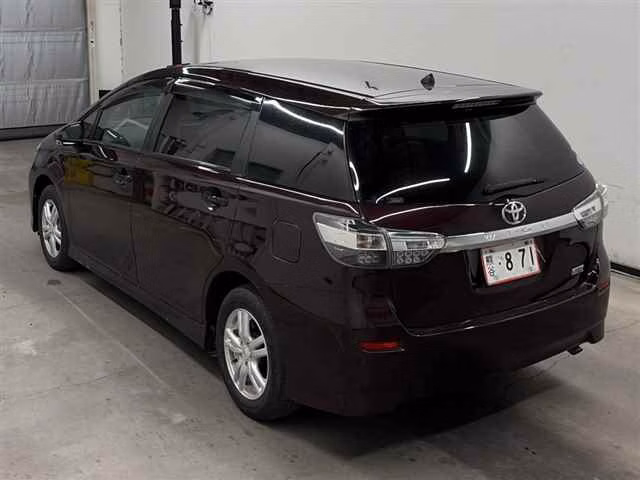 TOYOTA WISH