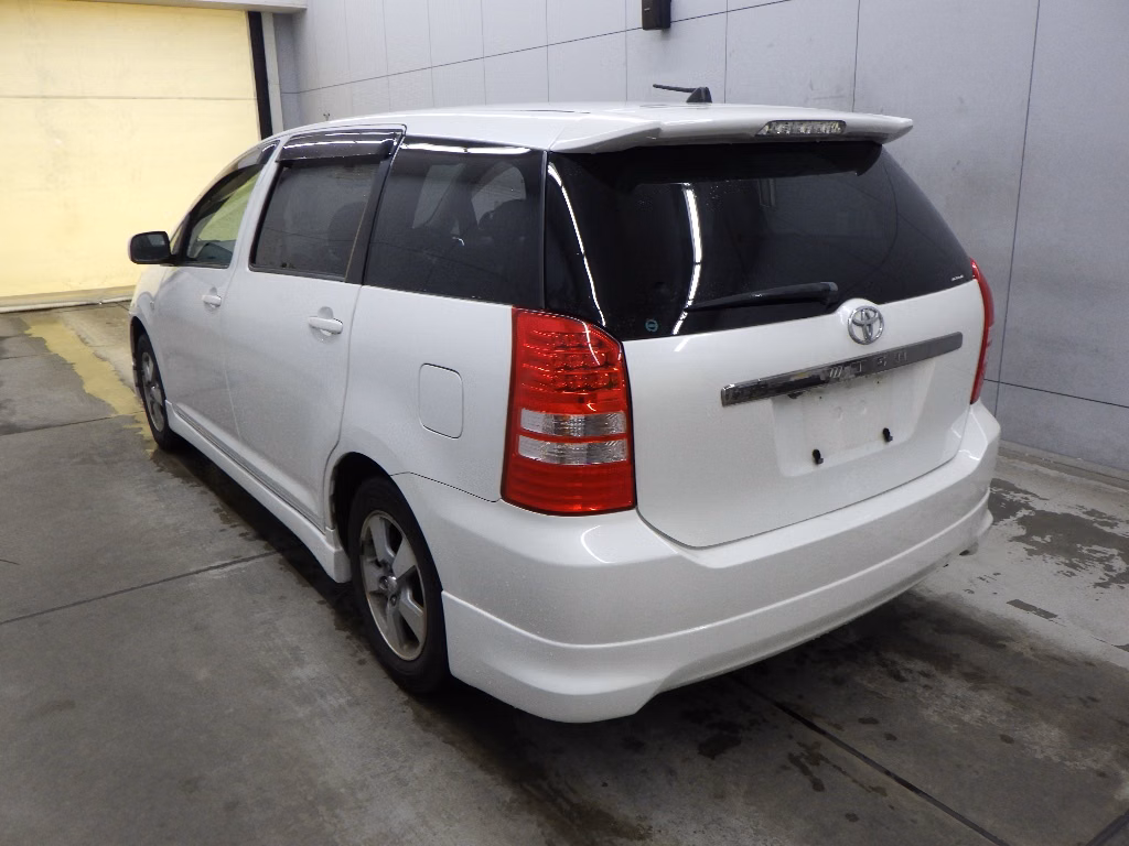 TOYOTA WISH