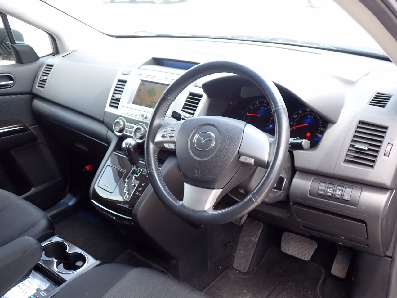 MAZDA MPV