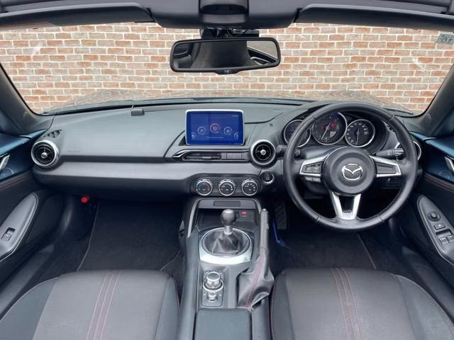 MAZDA MX-5