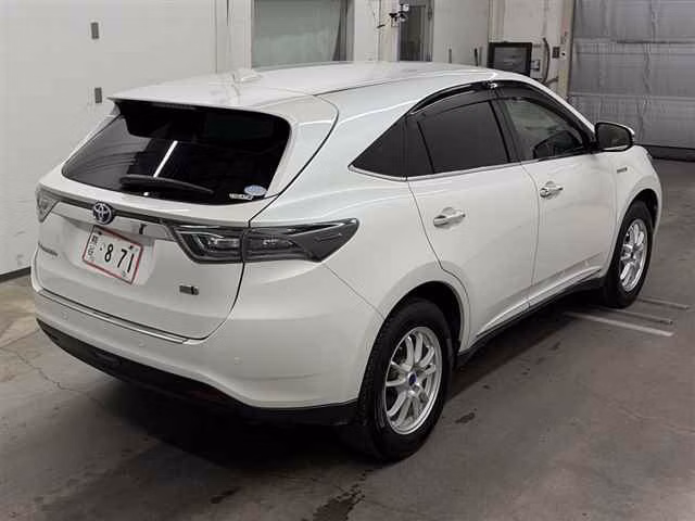 TOYOTA HARRIER