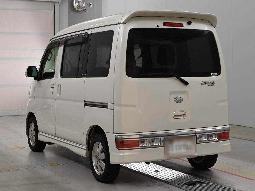 DAIHATSU ATRAI
