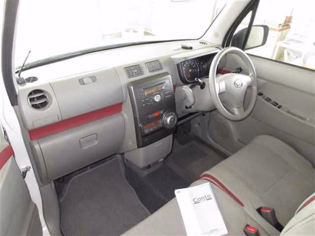 DAIHATSU MOVE CONTE