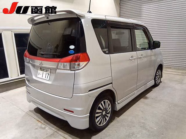 MITSUBISHI DELICA D:2