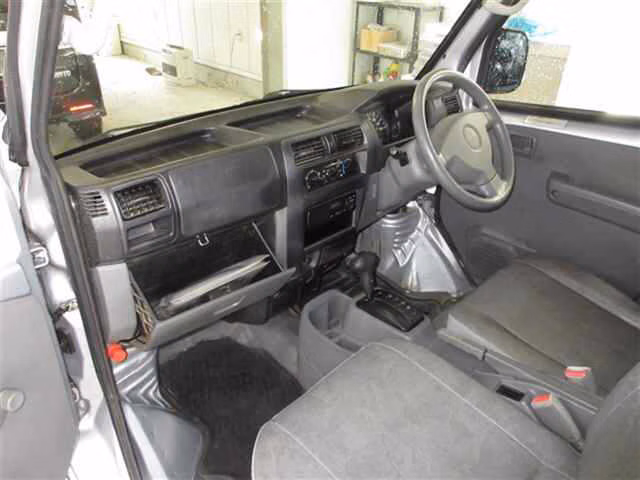 MITSUBISHI MINICAB