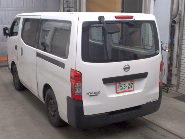 NISSAN NV350 CARAVAN