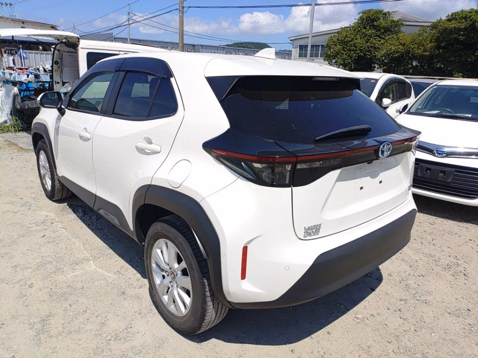 TOYOTA YARIS CROSS
