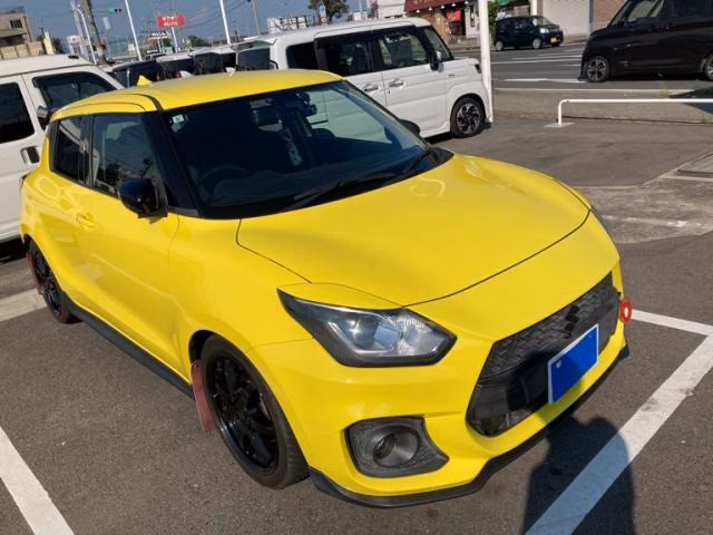 SUZUKI SWIFT