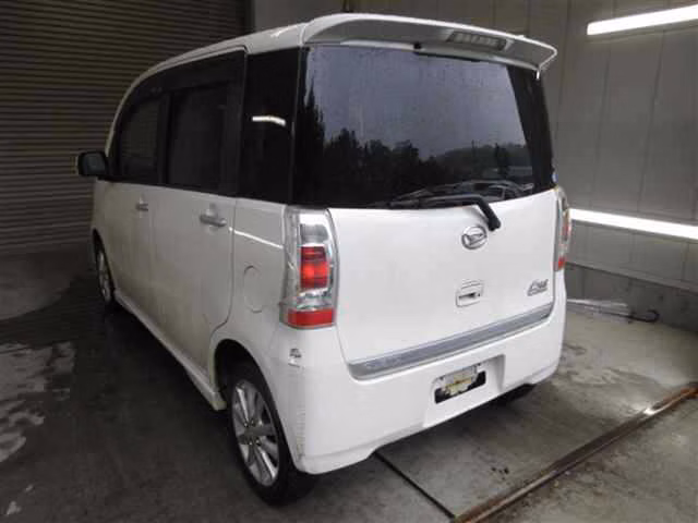 DAIHATSU TANTO EXE