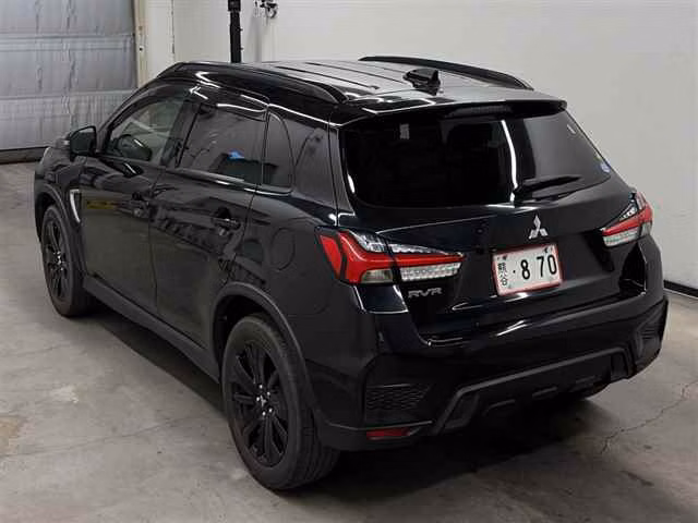 MITSUBISHI RVR