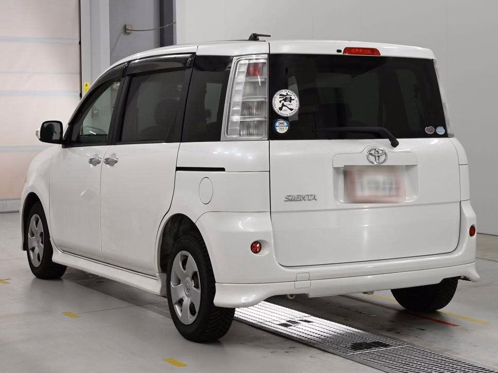 TOYOTA SIENTA