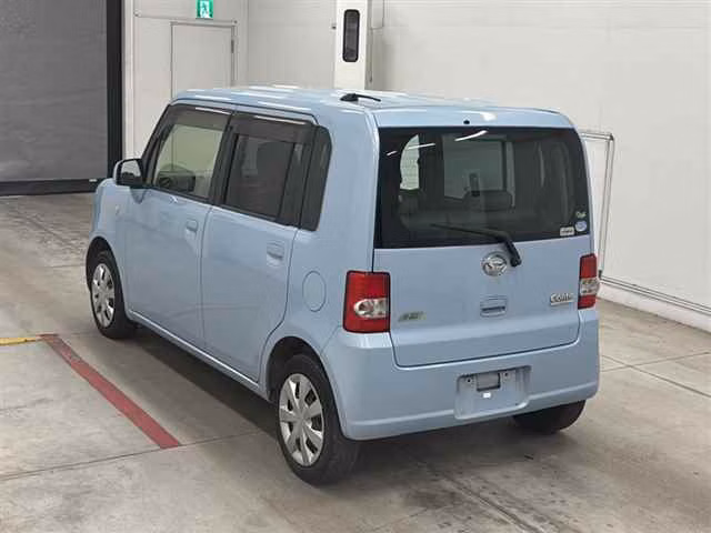 DAIHATSU MOVE CONTE