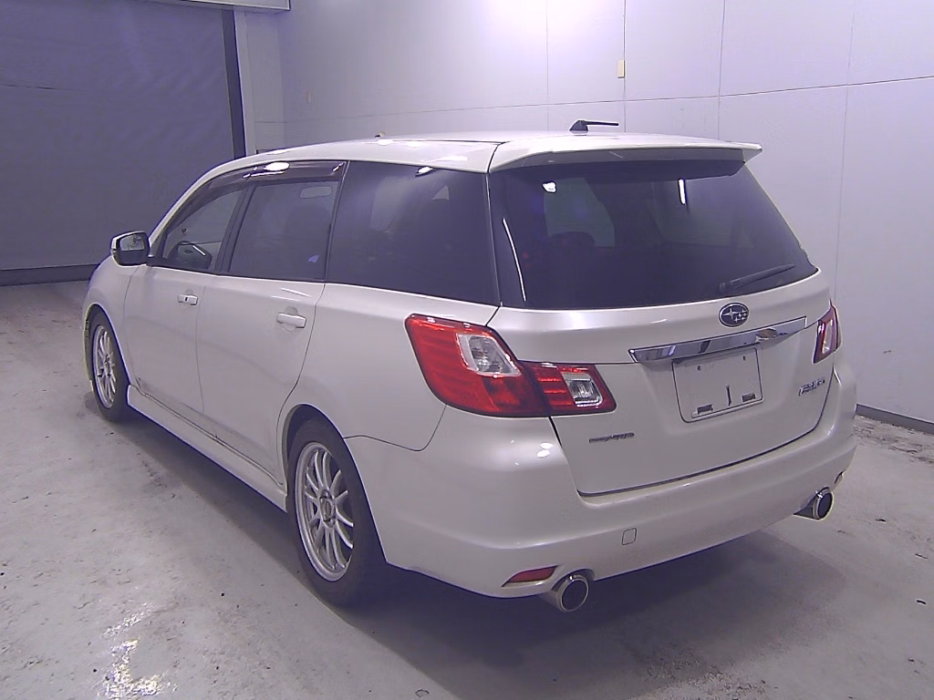 SUBARU EXIGA