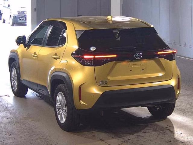TOYOTA YARIS CROSS