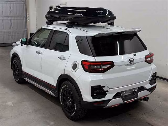 DAIHATSU ROCKY