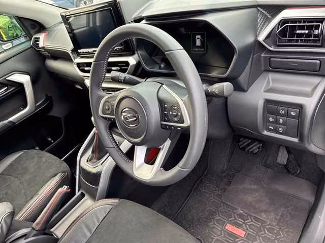 DAIHATSU ROCKY