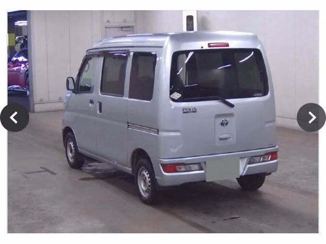 TOYOTA PIXIS VAN