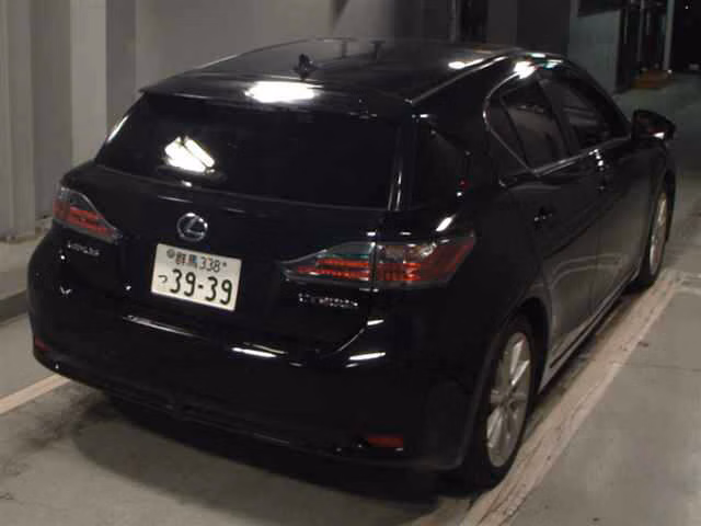 LEXUS CT200H
