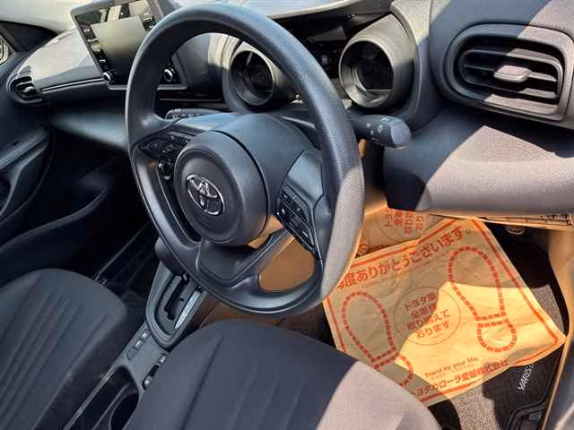 TOYOTA YARIS CROSS