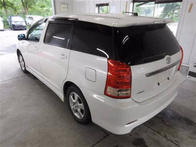 TOYOTA WISH
