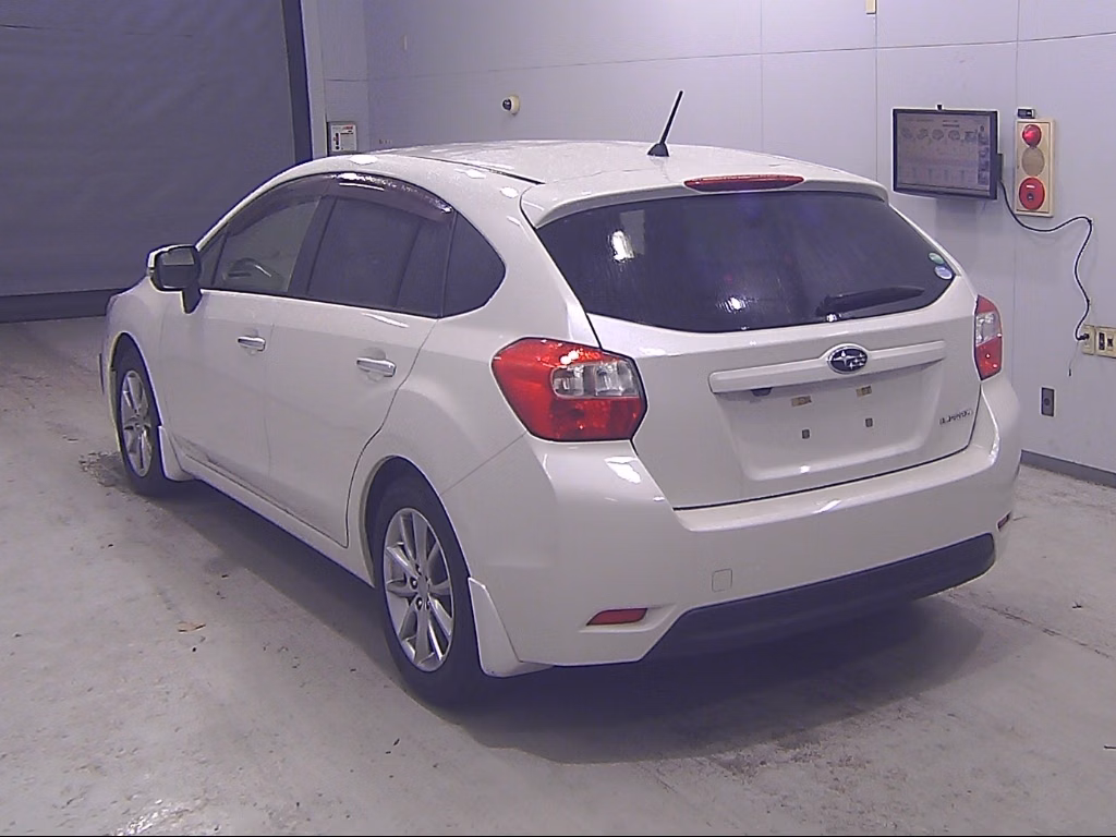 SUBARU IMPREZA