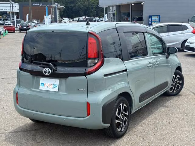 TOYOTA SIENTA