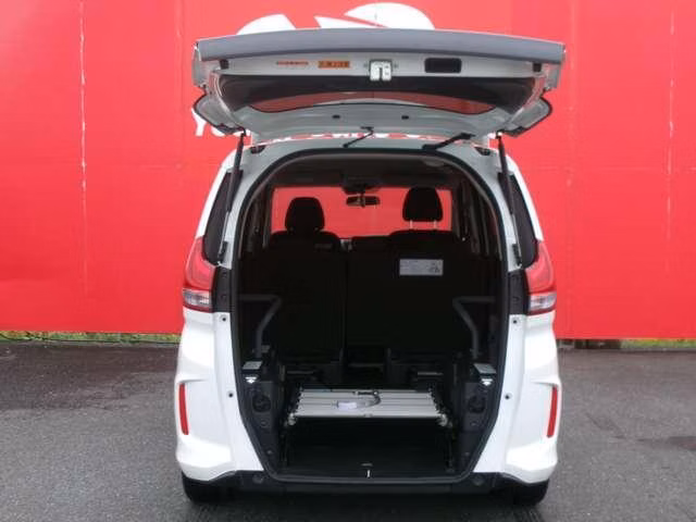 HONDA FREED+