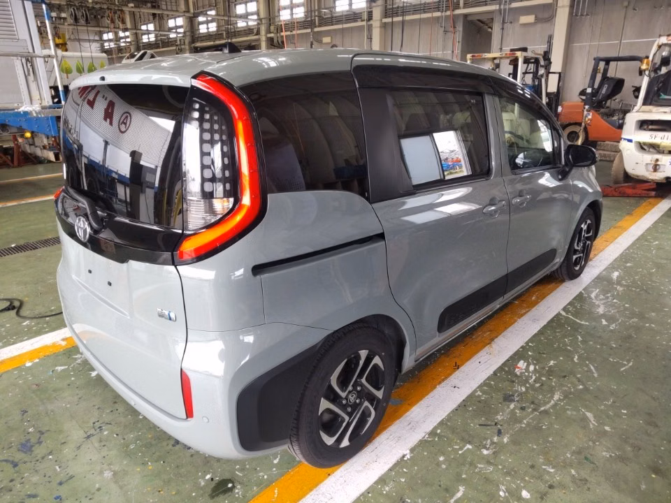 TOYOTA SIENTA