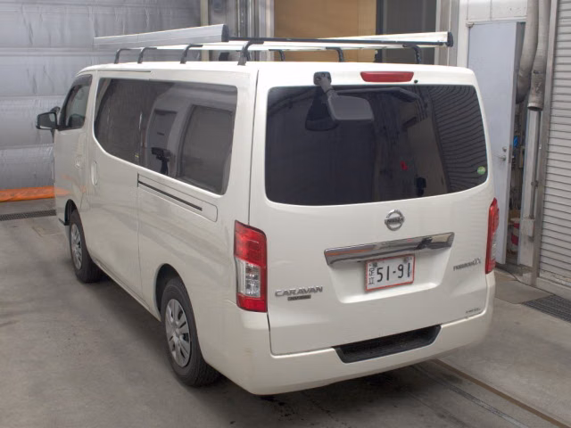 NISSAN NV350 CARAVAN