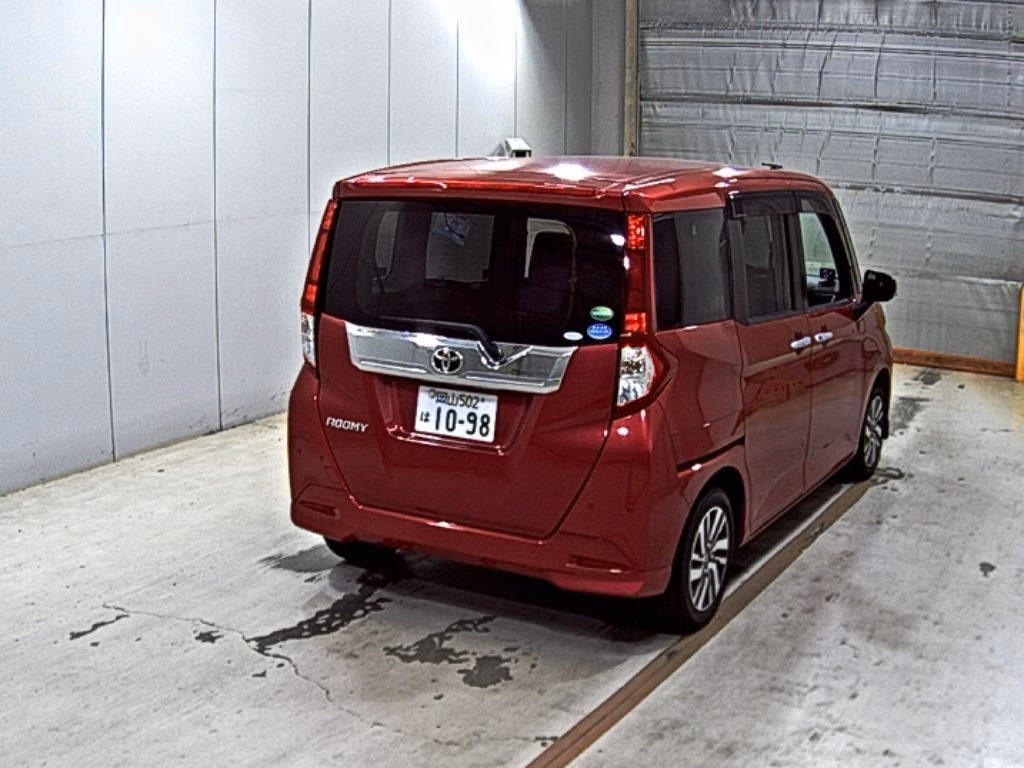 TOYOTA ROOMY