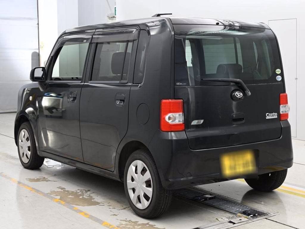 DAIHATSU MOVE CONTE