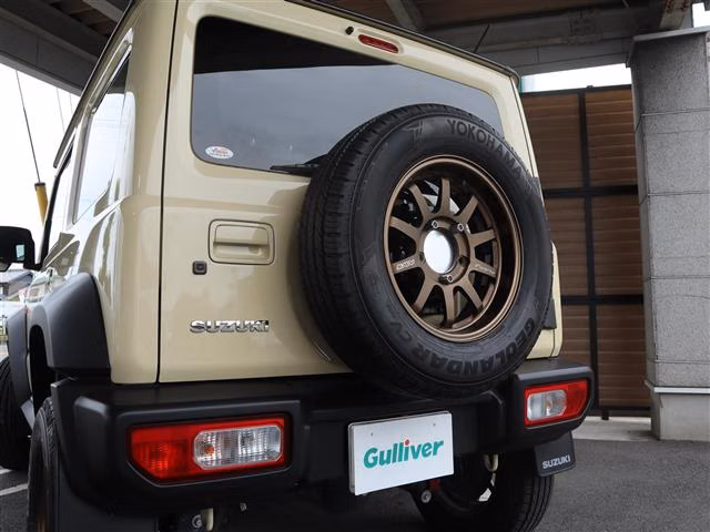 SUZUKI JIMNY SIERRA
