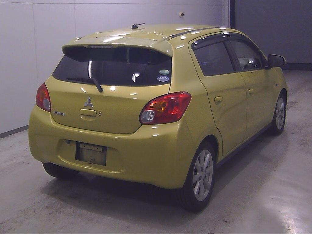 MITSUBISHI MIRAGE