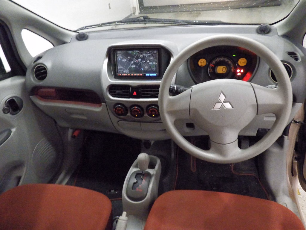 MITSUBISHI I