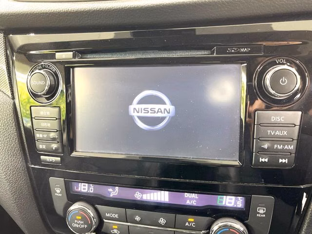NISSAN X-TRAIL