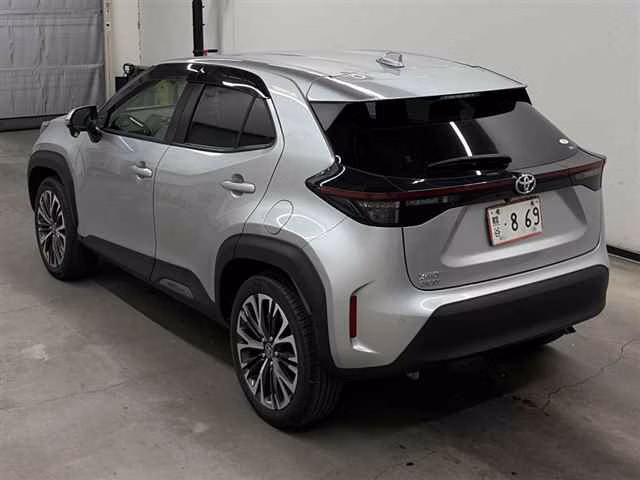 TOYOTA YARIS CROSS