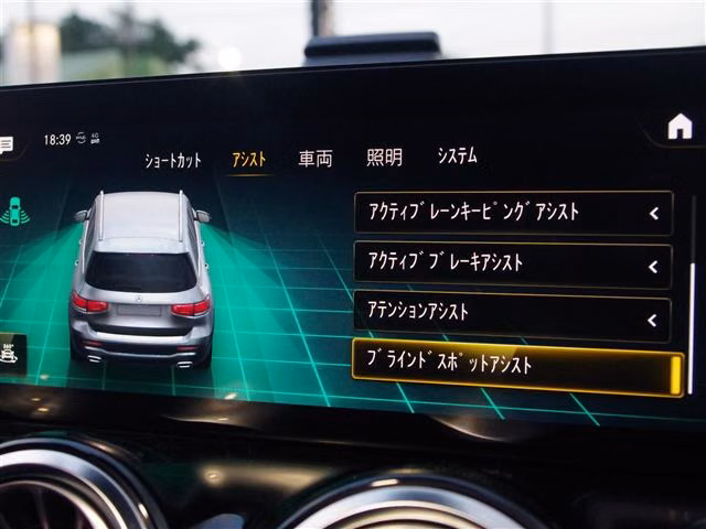 MERCEDES-BENZ GLB-CLASS