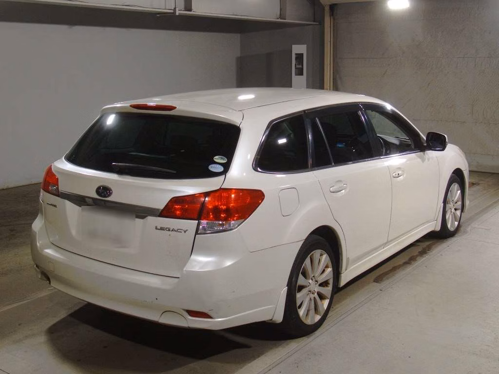 SUBARU LEGACY