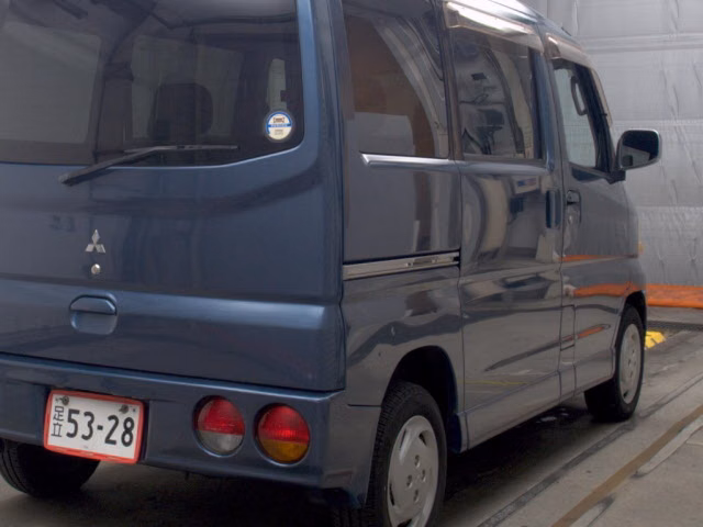 MITSUBISHI TOWN BOX