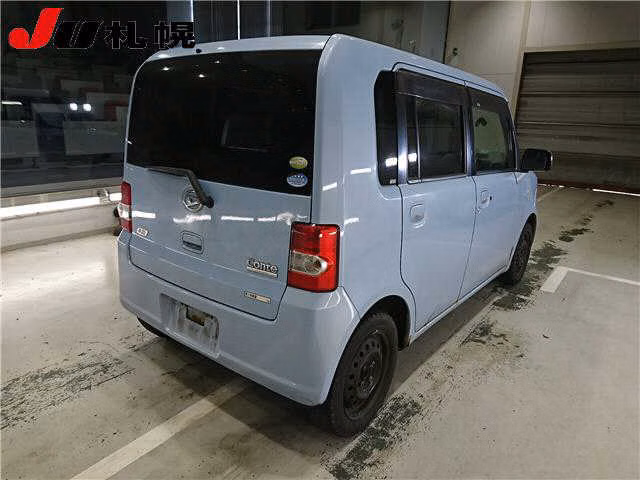 DAIHATSU MOVE CONTE