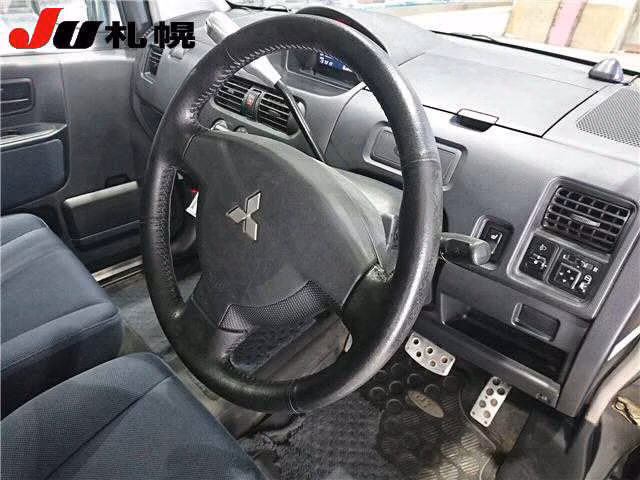 MITSUBISHI EK SPORT