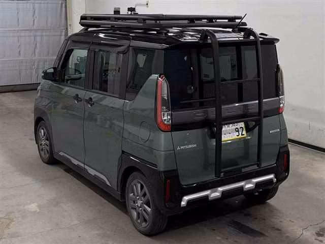 MITSUBISHI DELICA MINI